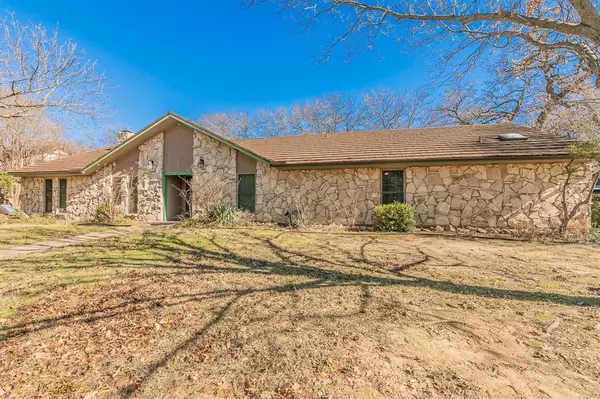 Hurst, TX 76054,1744 Jeannie Lane