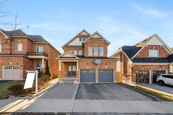 7 Adanac DR, Whitby, ON L1N 0J4