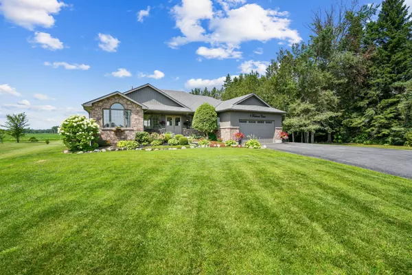 Brighton, ON K0K 1R0,9 Fieldcrest CT