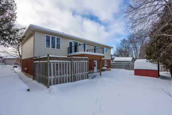 Owen Sound, ON N4K 6S8,492 8th AVE E