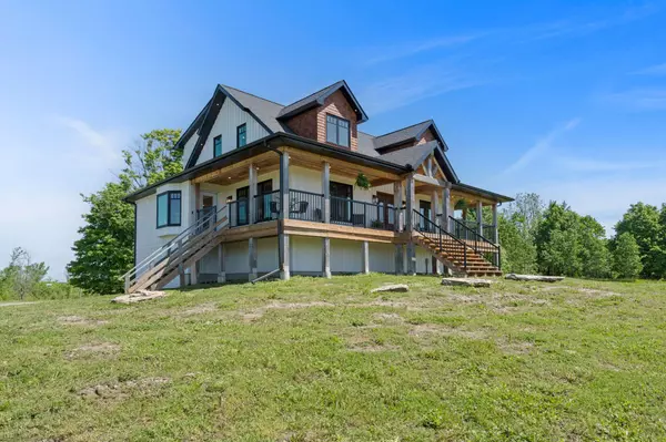 809 Palestine RD E, Kawartha Lakes, ON K0M 2T0