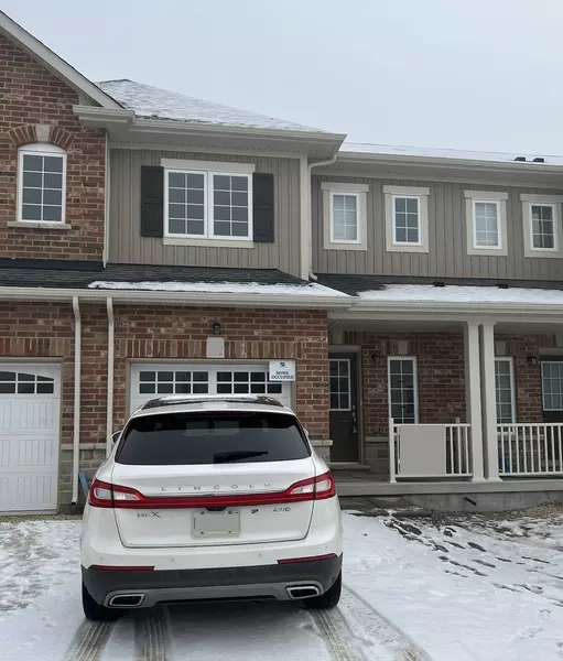 82 Dewberry DR, Kitchener, ON N2B 0A9