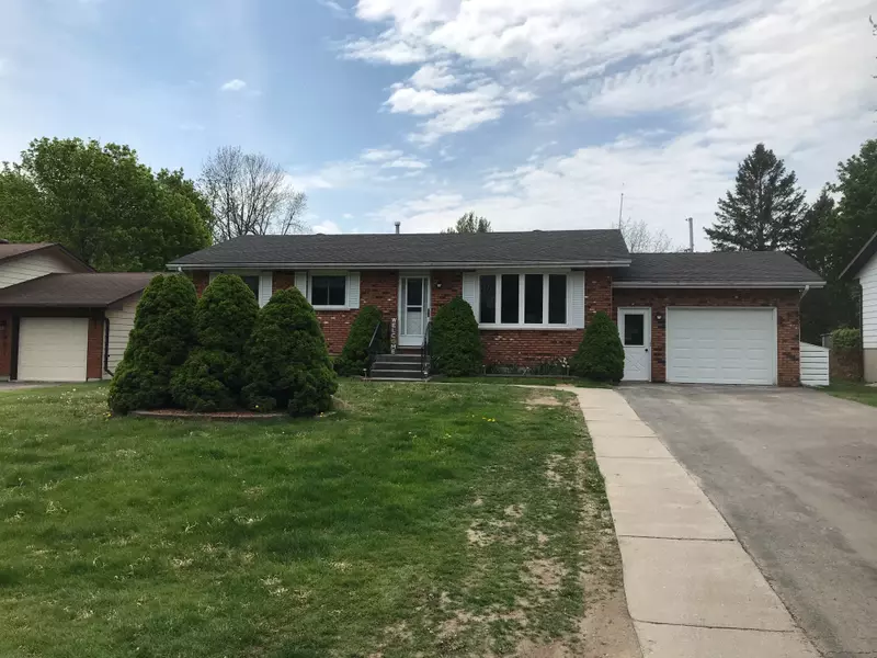 91 Farrar ST, Meaford, ON N4L 1E6