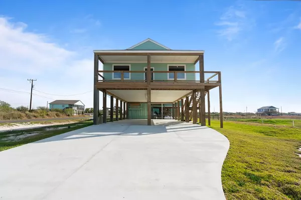 40 Bayview Loop, Rockport, TX 78382