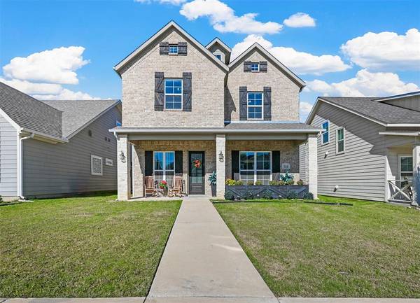 723 Mulberry Court,  Celina,  TX 75009