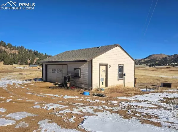 Florissant, CO 80816,5878 Lakemoor DR