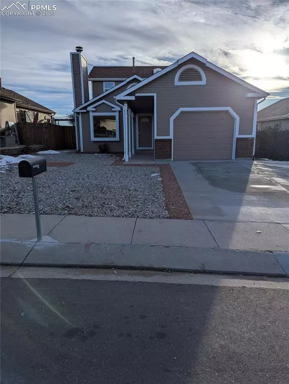 Colorado Springs, CO 80916,1560 Ride LN