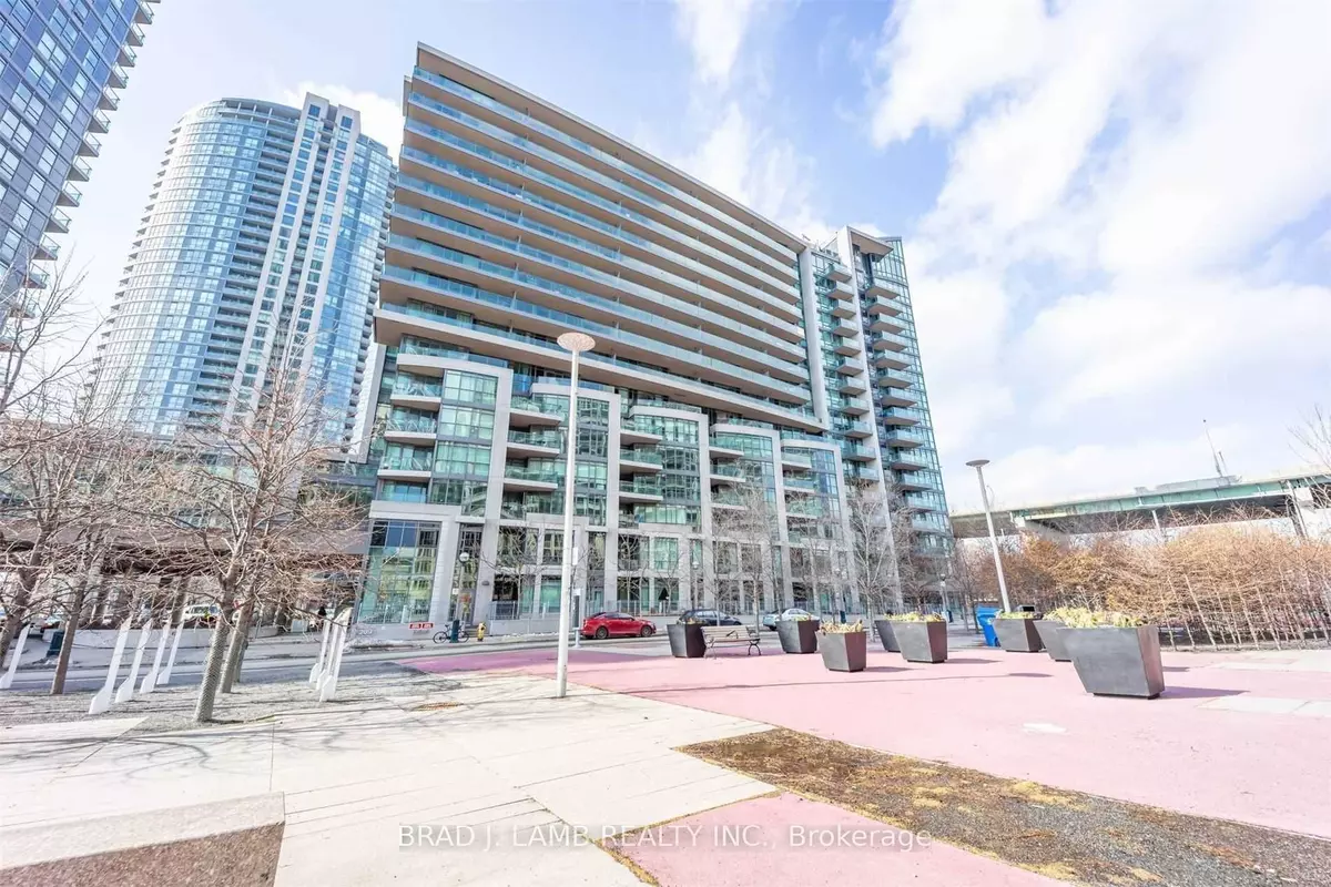 Toronto C01, ON M5V 4A1,209 Fort York BLVD #1364