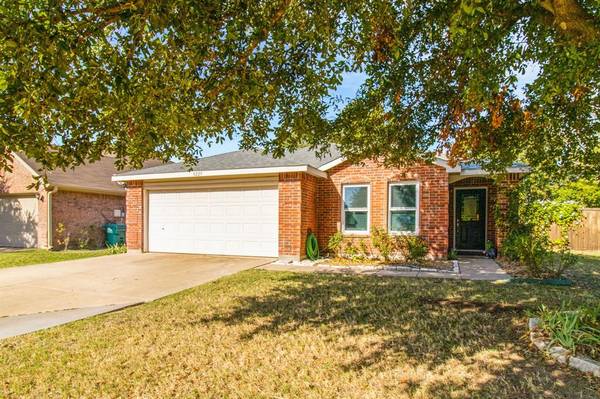 8229 Montecito Drive, Denton, TX 76210