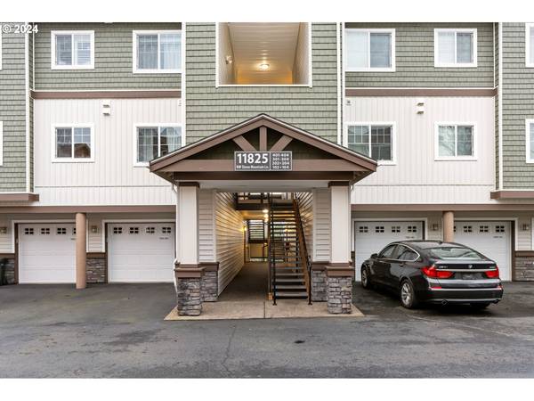 11825 NW STONE MOUNTAIN LN #204, Portland, OR 97229