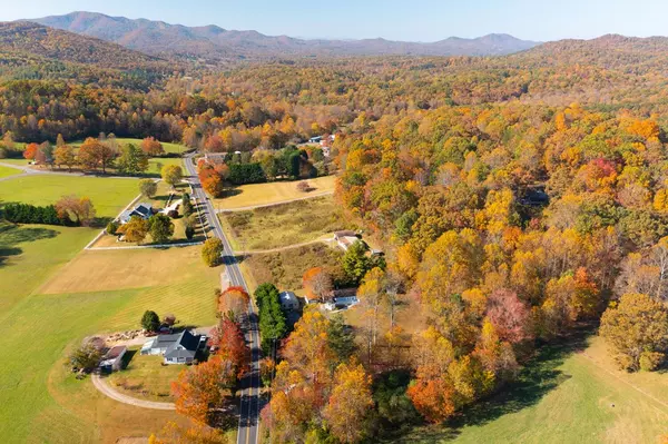 Hayesville, NC 28904,1692 Old Hwy 64W