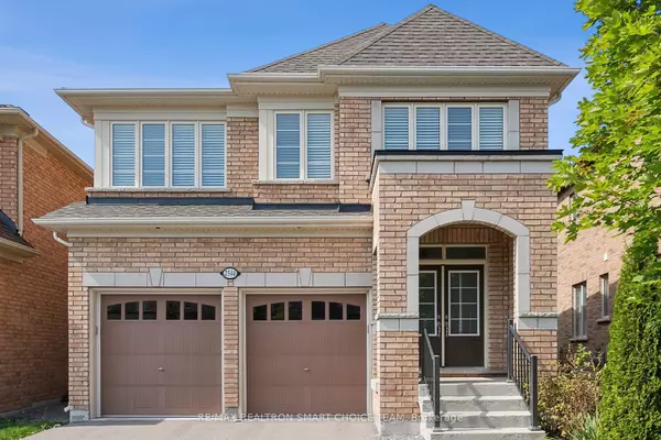 2544 Bandsman CRES, Oshawa, ON L1L 0M2