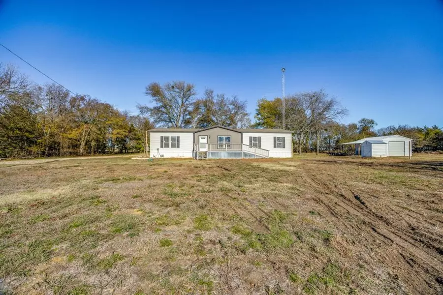 499 County Road 2865, Honey Grove, TX 75446