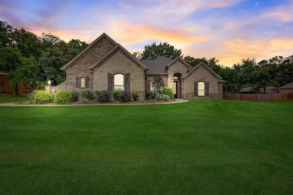 128 Imperial Mammoth Valley Lane, Weatherford, TX 76085