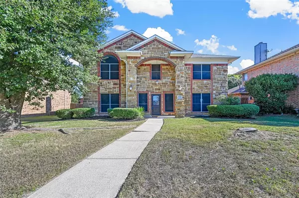 3005 Riverview Drive,  Mesquite,  TX 75181