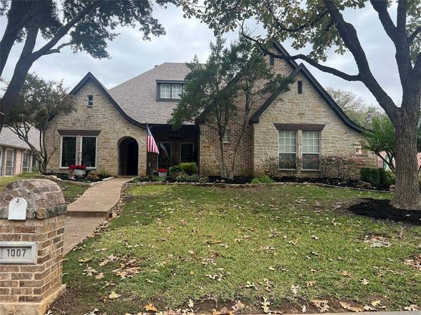 1007 Amanda Drive,  Mansfield,  TX 76063