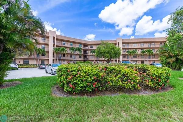 10101 Sunrise Lakes Blvd  #303, Sunrise, FL 33322