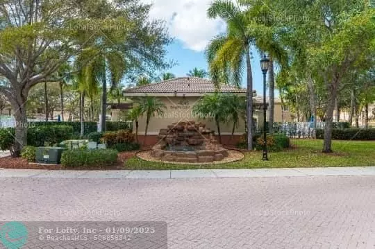 Weston, FL 33332,4335 Vineyard Cir  #4335