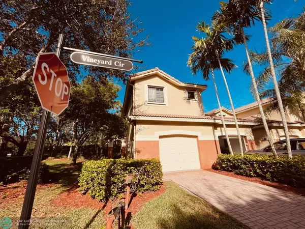 Weston, FL 33332,4335 Vineyard Cir  #4335