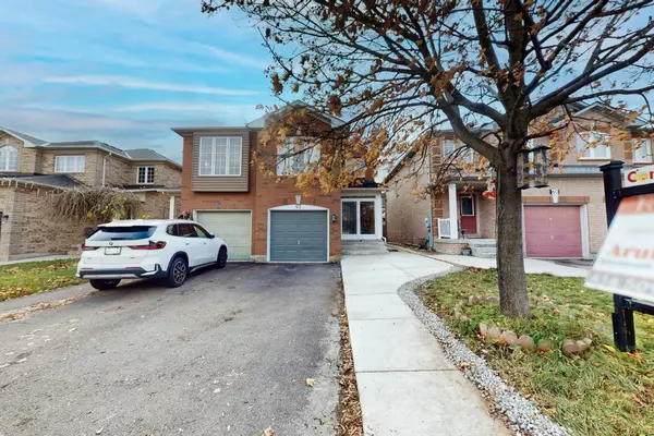 62 Lonestar CRES, Brampton, ON L7A 2G7