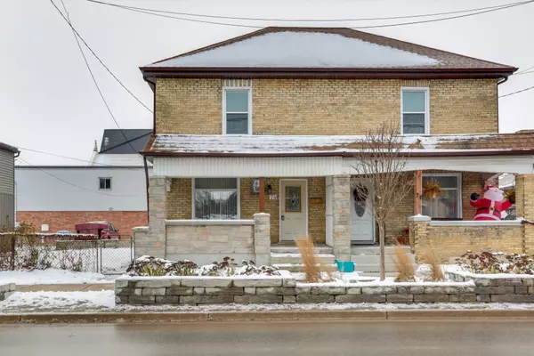 74 Caradoc ST N,  Strathroy-caradoc,  ON N7G 2M7