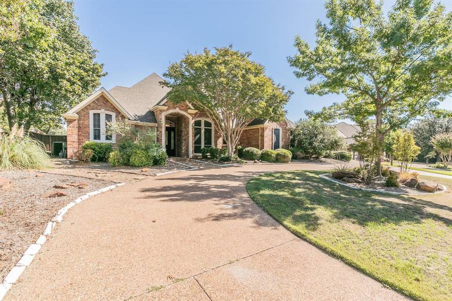 703 Brookdale Court, Southlake, TX 76092