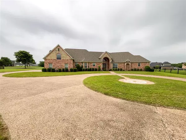 1708 Mustang Court, Cedar Hill, TX 75104