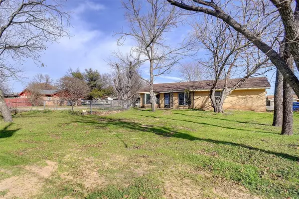 Azle, TX 76020,200 Lilac Lane