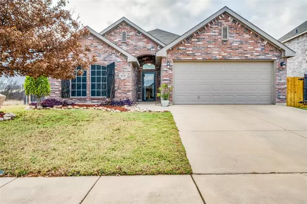 4048 Winter Springs Drive, Fort Worth, TX 76123