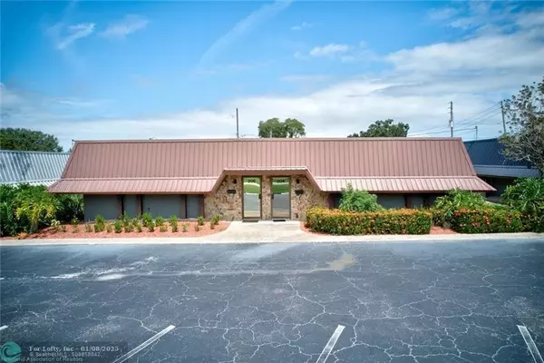 204, 206 W Interlake Blvd, Lake Placid, FL 33852