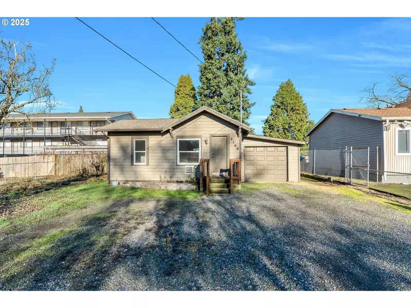 2108 E 26TH ST, Vancouver, WA 98661