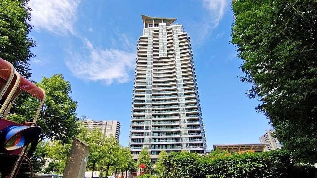 1 Elm DR #1711, Mississauga, ON L5B 4M1