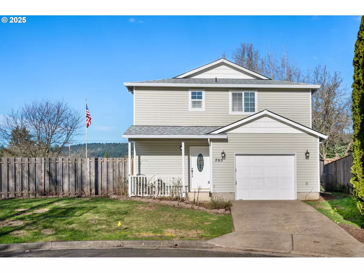 Newberg, OR 97132,705 E EARL CT