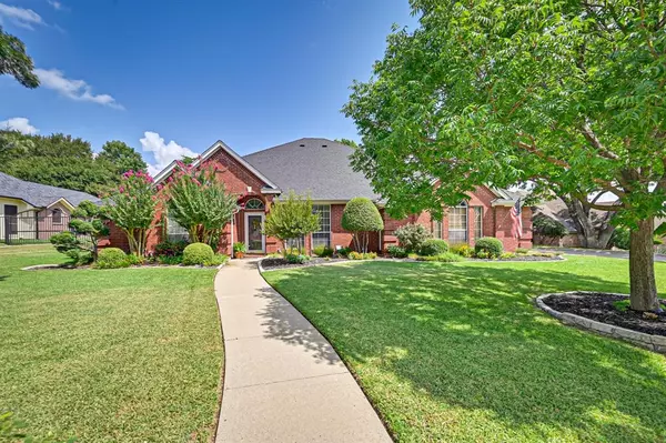 2609 Brookwood Drive, Mansfield, TX 76063