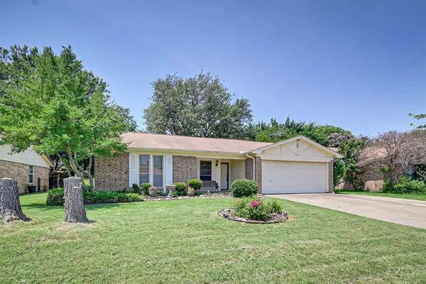 Burleson, TX 76028,441 NW Charlyne Drive