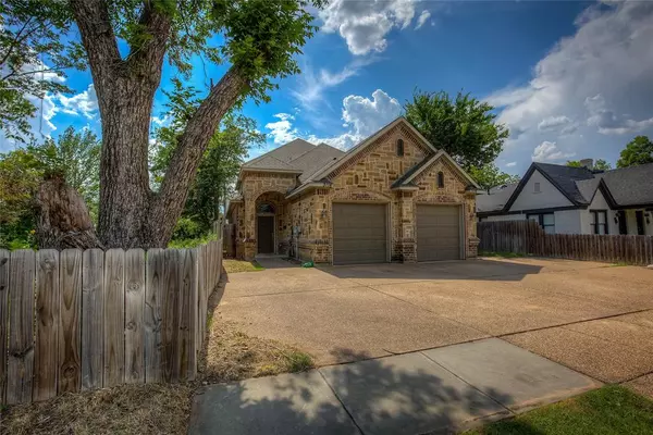 3118 Frazier Avenue, Fort Worth, TX 76110