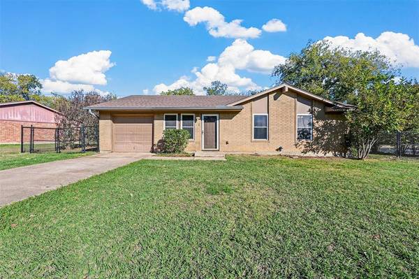 402 Phillips Street,  Mansfield,  TX 76063