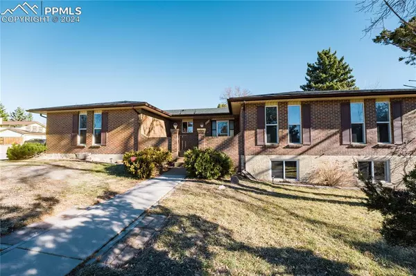 Colorado Springs, CO 80915,1645 Hiawatha DR