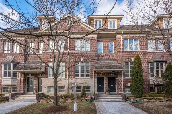 44 Furrow LN, Toronto W08, ON M8Z 0A3