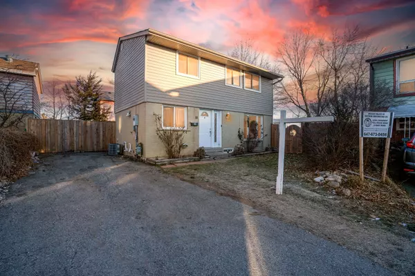 10 Glencastle SQ, Brampton, ON L6S 2H8