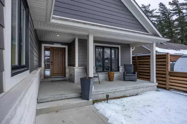 Norfolk, ON N4B 2C6,665 James ST