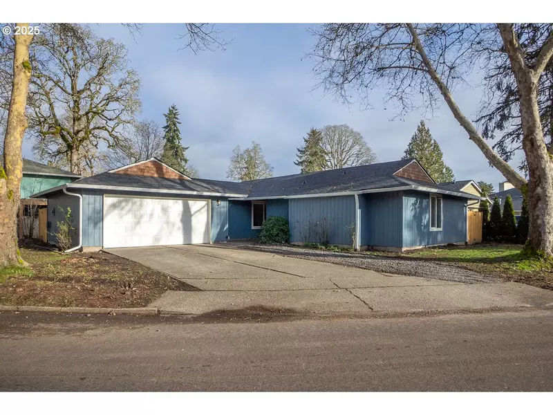 243 NE HYDE CIR, Hillsboro, OR 97124