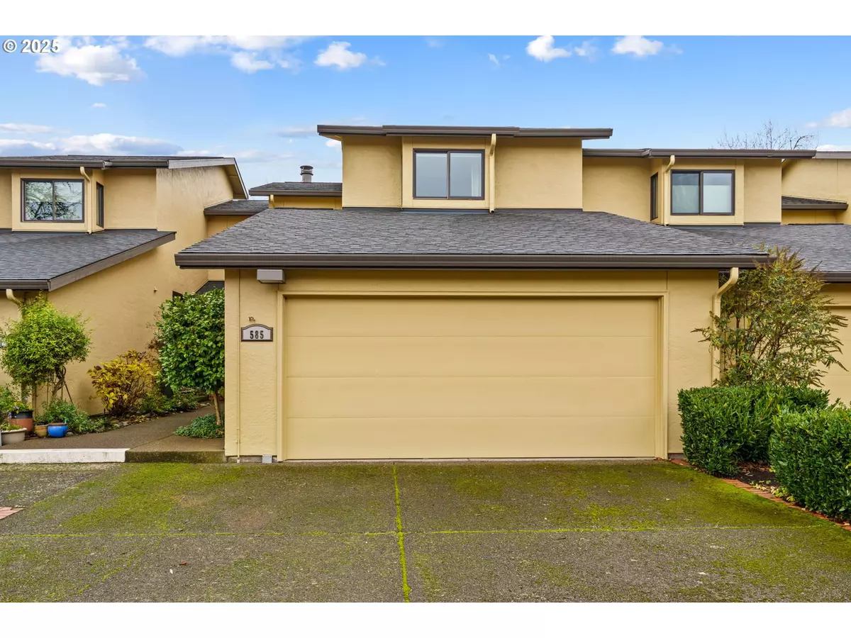 Eugene, OR 97401,585 WIMBLEDON CT