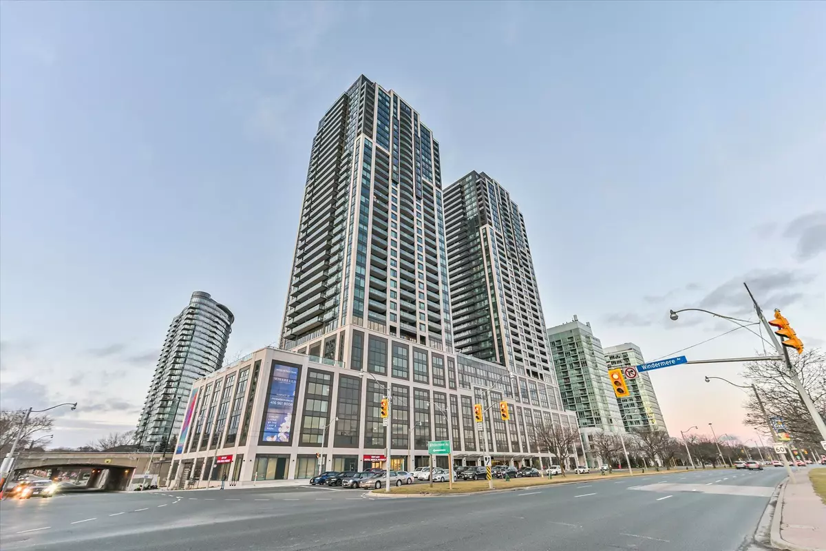 Toronto W01, ON M6S 0B1,1928 Lake Shore BLVD W #1205