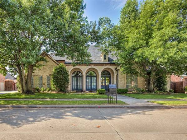 4608 Flint Ridge Drive, Norman, OK 73072