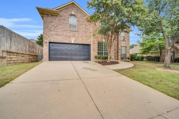 Burleson, TX 76028,805 Hickory Street