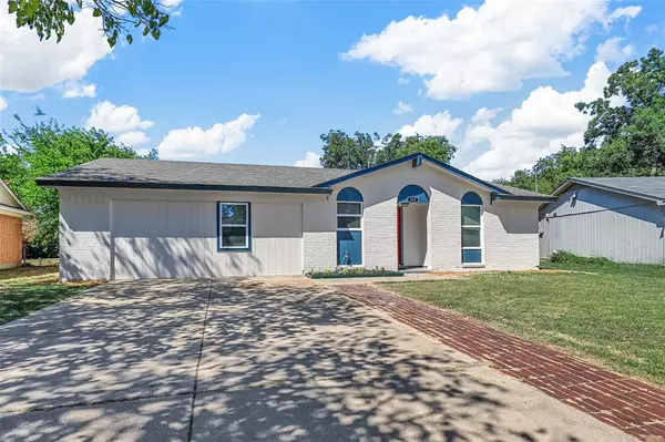 Burleson, TX 76028,612 Lisa Street