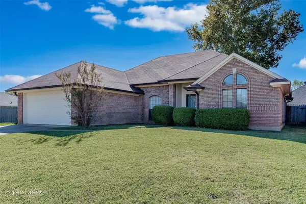 5802 Hollyhock Lane, Bossier City, LA 71112