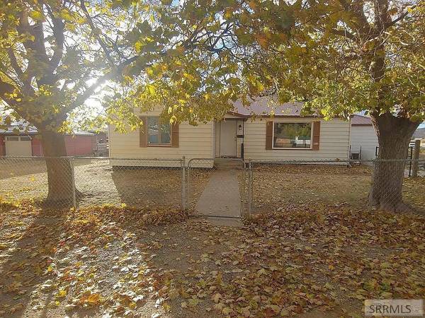 20445 N Main Street, Carey, ID 83320