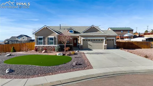 10620 McGahan DR, Fountain, CO 80817